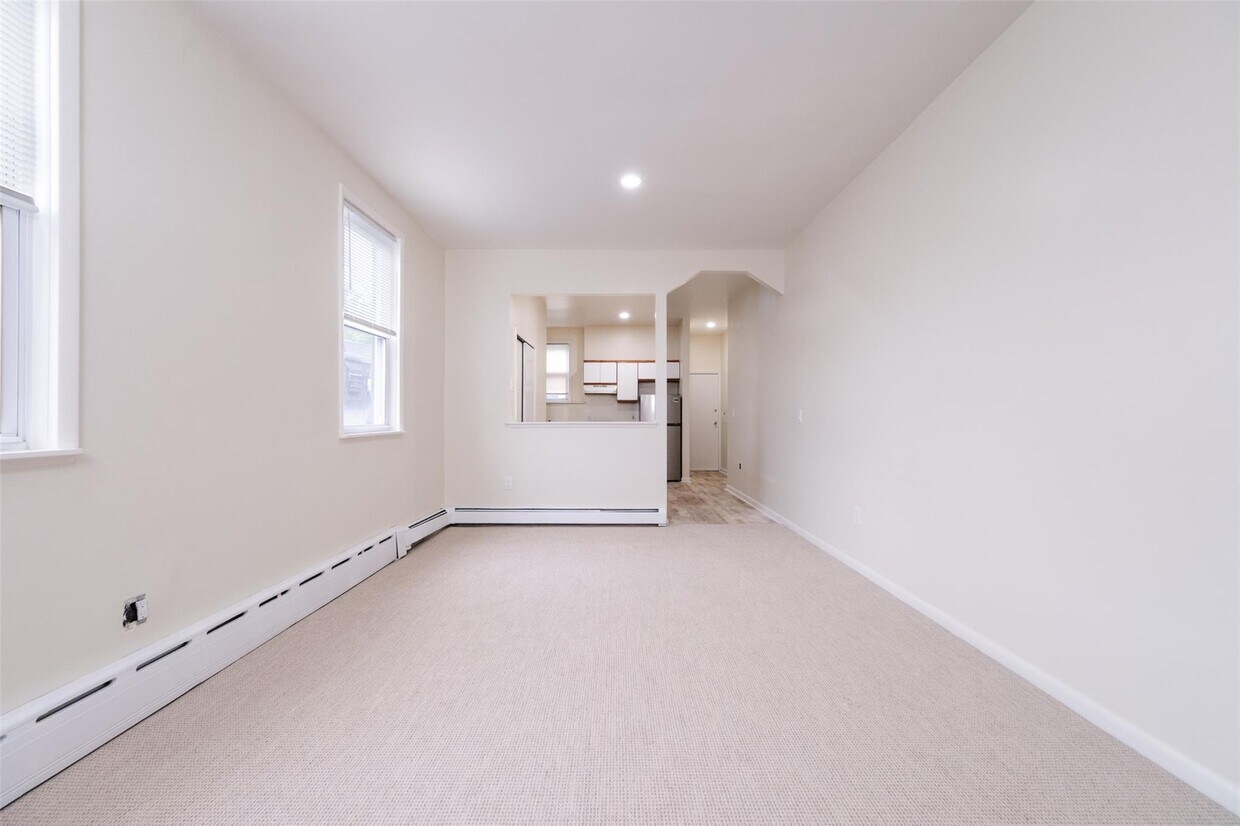 Foto principal - 115 Wolfs Ln