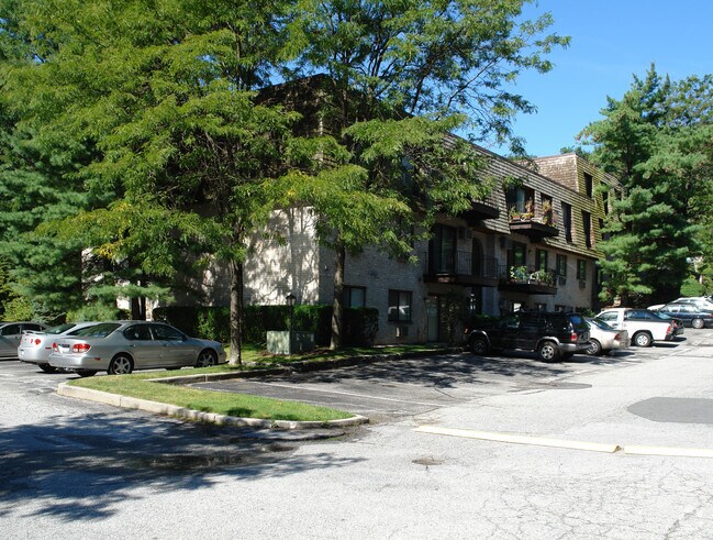 Foto del edificio - Scarsdale Meadows