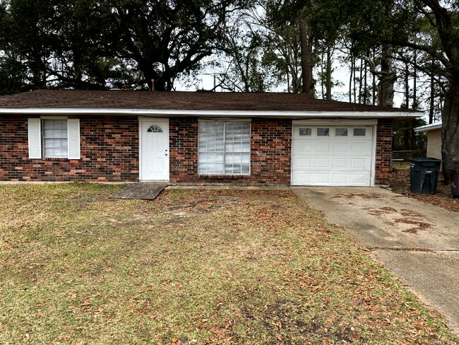 Building Photo - 7640 Portland Dr