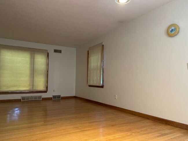 Foto del edificio - 4120 Jerome St
