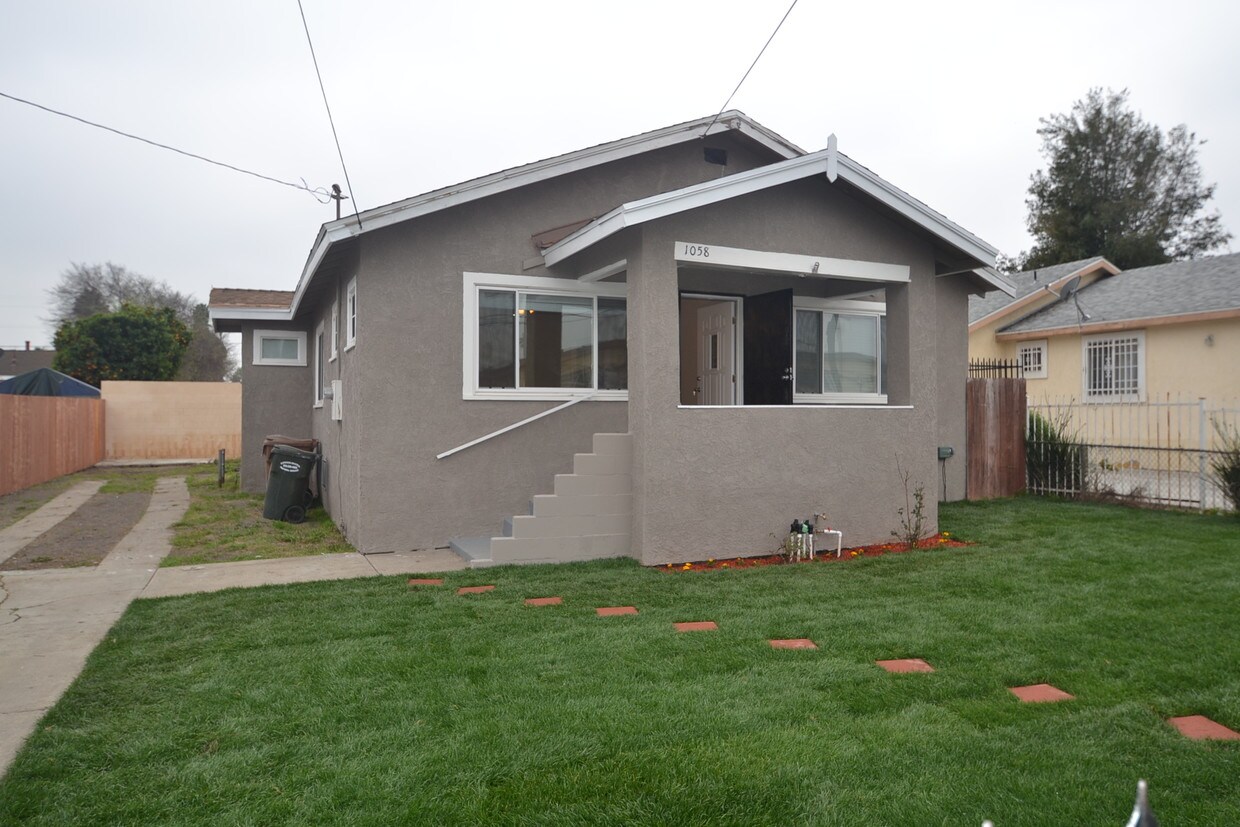 1058 W 107th St, Los Angeles, CA 90044 House Rental in Los Angeles