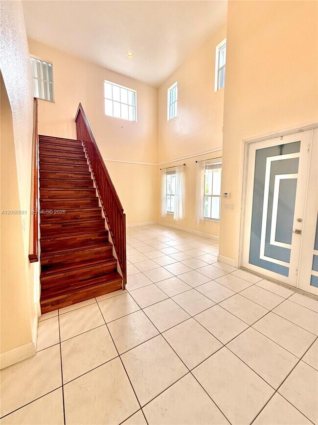 Building Photo - 11504 SW 152nd Ct