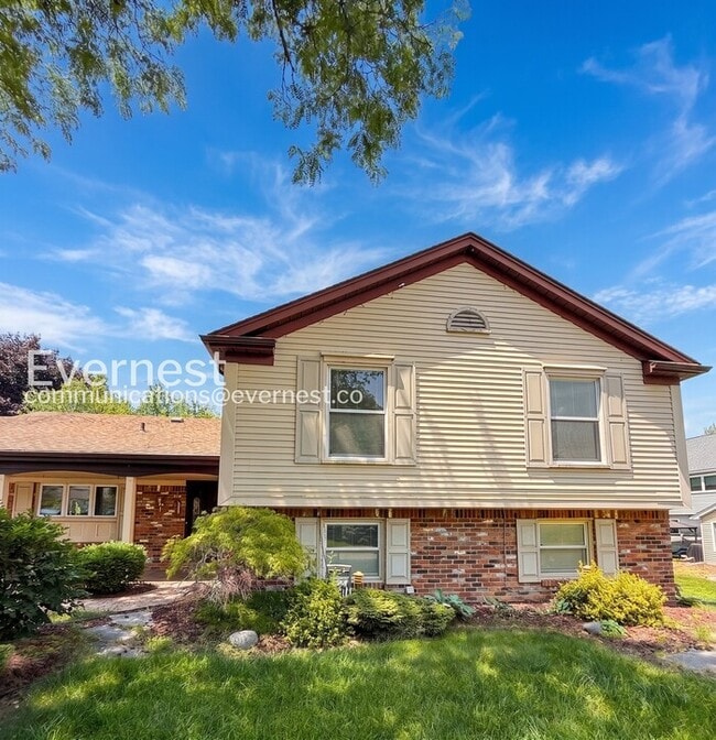 Building Photo - 42021 Banbury Ct