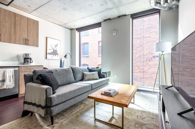 Building Photo - 1900 1st Ave