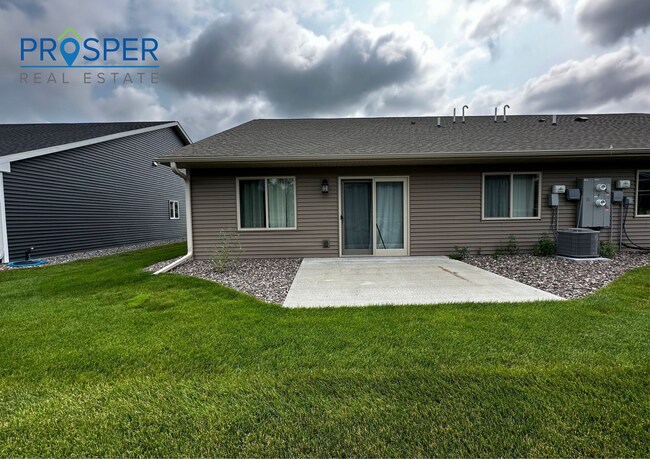 Building Photo - Charming 2-Bedroom, 2-Bathroom Apartment i...