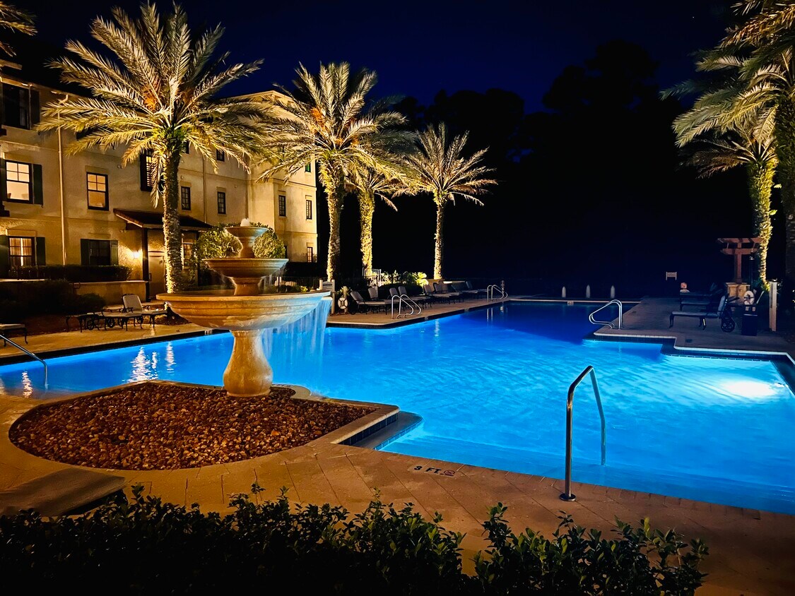 Foto principal - 955 Registry Blvd