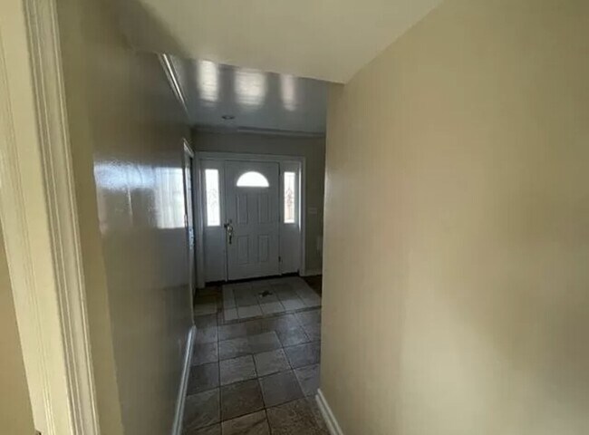 Building Photo - 5716 Trumps Mill Rd