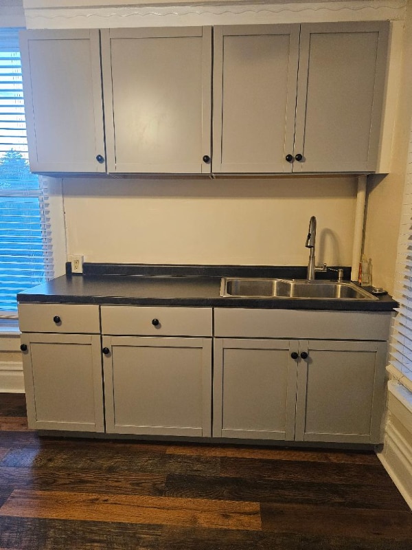 Building Photo - 120 W 5th Ave