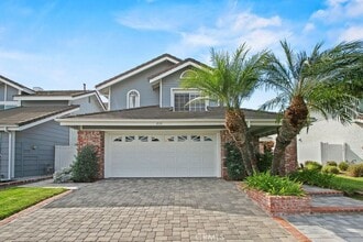 Building Photo - 2151 Camino Laurel