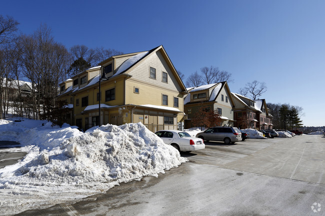 Building Photo - Waverly Woods