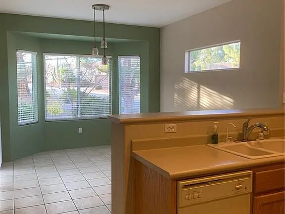 Foto del edificio - 1525 Fieldbrook St