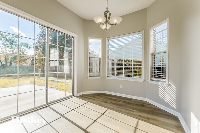 Foto del edificio - 118 Hearthstone Cir