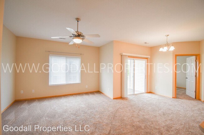 Foto del edificio - 2 br, 2 bath House - 10320 Norfolk Dr #4