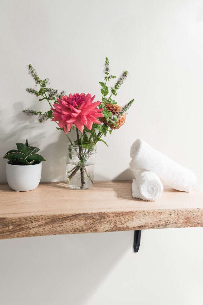 Building Photo - 7468 N Huron Ave