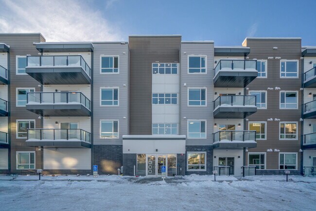 Building Photo - 33 Carringham Gate NW