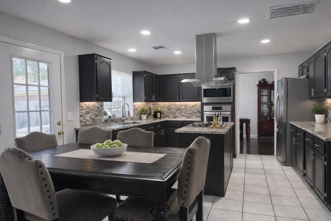 Foto del edificio - 16910 Country Bridge Rd