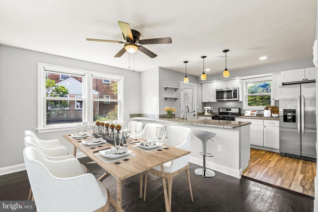 Foto principal - 3120 63rd Ave