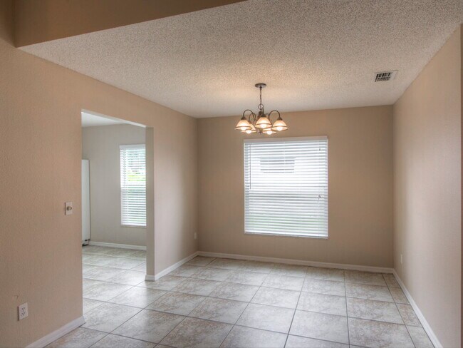 Foto del edificio - 1571 Oak Hill Trail