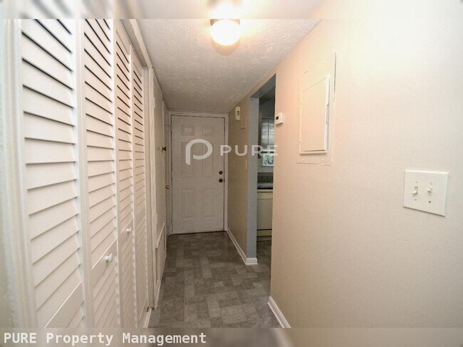 Foto del edificio - 1668-1670 Wynndowne Trail SE
