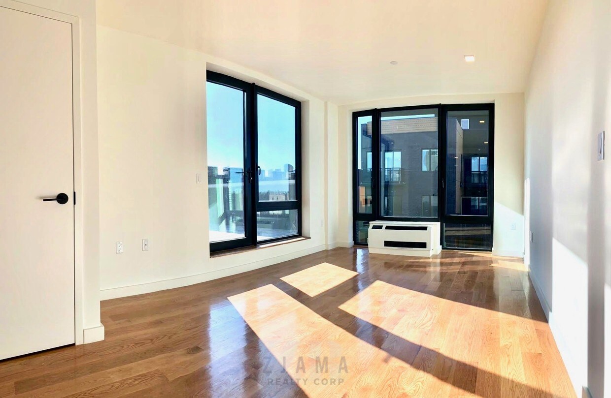 Foto principal - 25 E 19th St