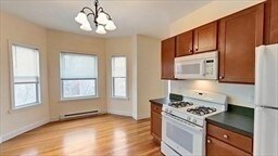 Building Photo - 72 Grampian Way