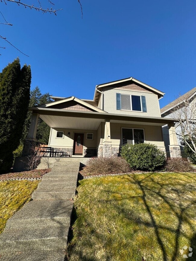 Building Photo - 1577 Burnside Pl