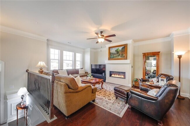 Building Photo - 2616 Vintage Dr