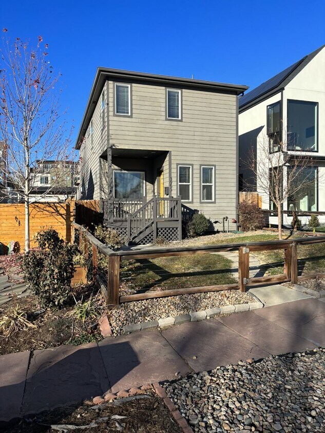 Modern 3 bedroom home in Denver House Rental in Denver, CO