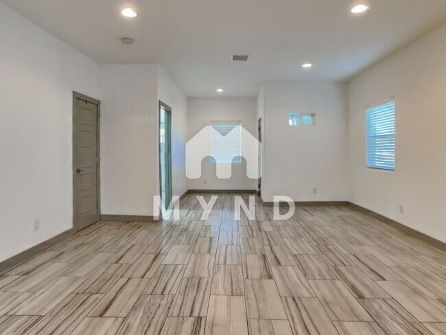 Foto del edificio - 1214 E Garfield St