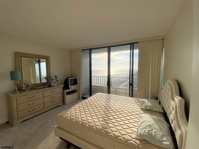 Foto del edificio - 3851 Boardwalk