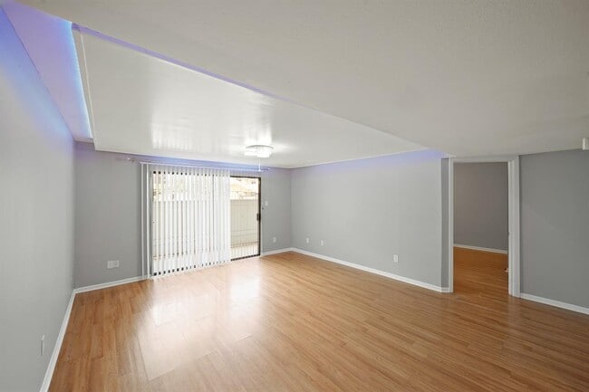 Building Photo - 8517 Hearth Dr