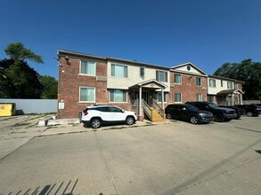 Building Photo - 17161 Telegraph Rd