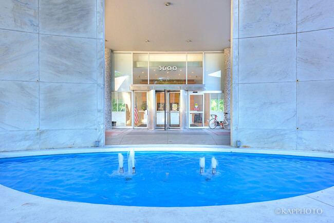 Building Photo - 3600 N Lake Shore Dr