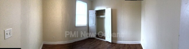Building Photo - 2238 Mandeville St