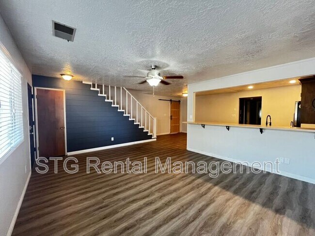 Building Photo - 356 S 200 E