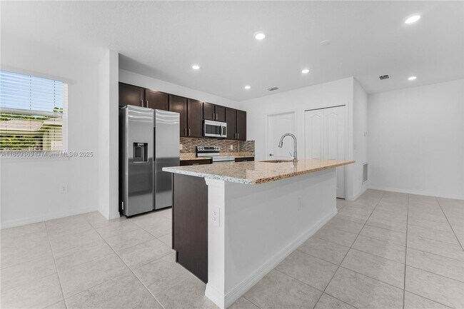 Foto del edificio - 4226 SW Earnest St