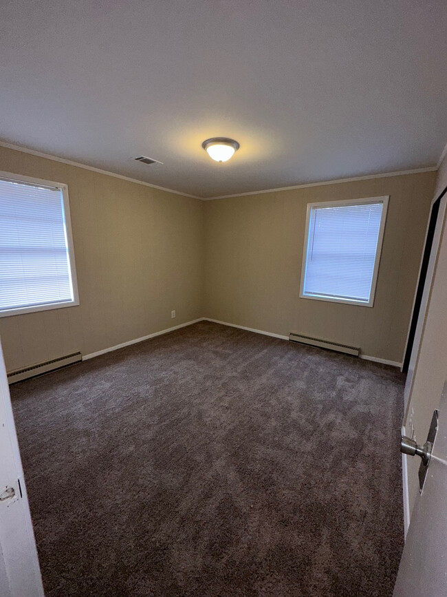 Bedroom - 4146 Ayers Rd