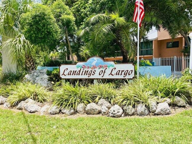 Foto del edificio - 98282 Windward Ave