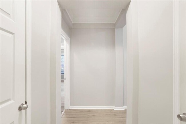 Foto del edificio - 1106 Westchester Ln NE