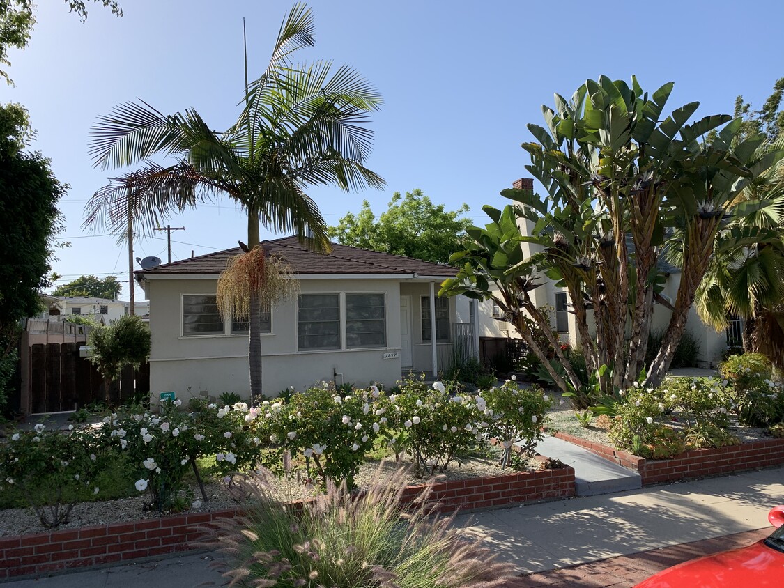 Foto principal - 1157 Palms Blvd