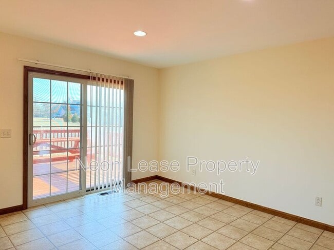 Foto del edificio - 20419 Spangler Dr