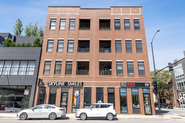 Damen Ave Entrance (Front) - 2158 N Damen Ave
