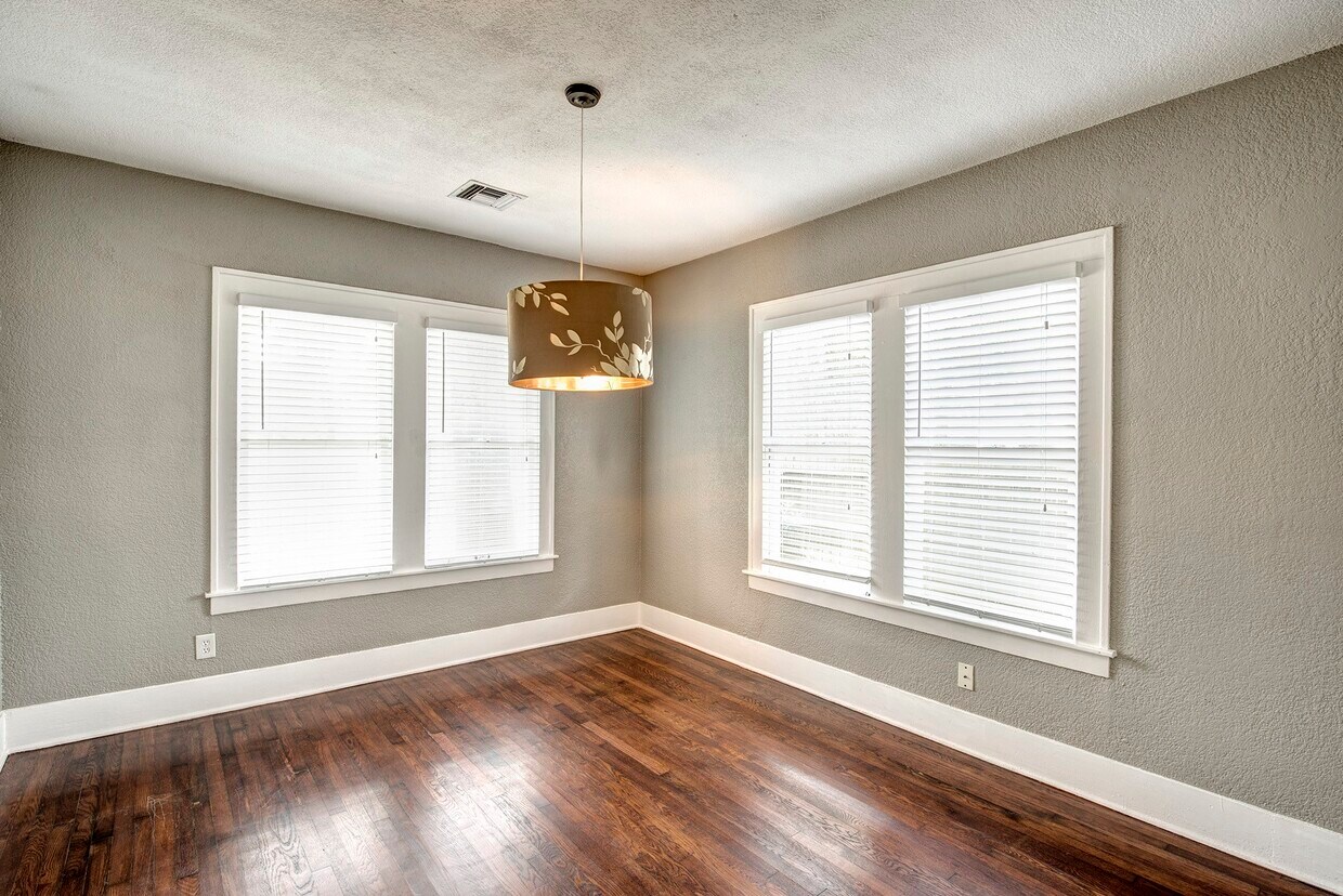 Foto del edificio - 1135 Woodland St