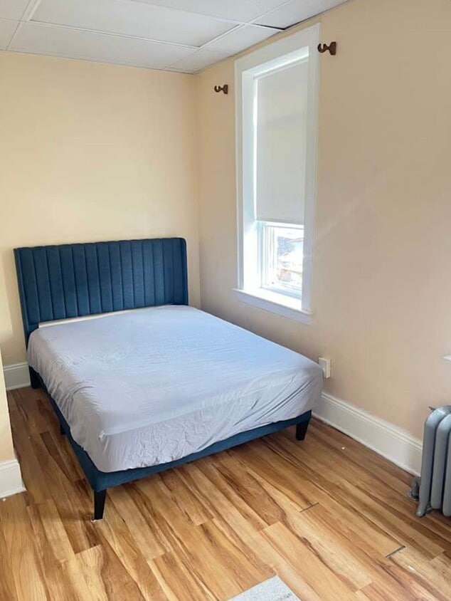 Primary Photo - 456 Hudson St