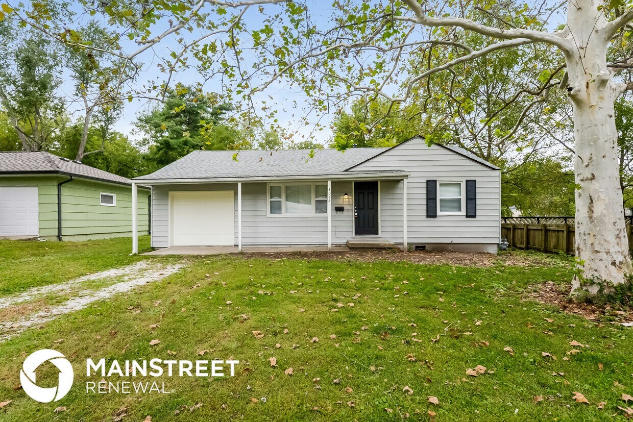 Foto principal - 3032 S Scott Ave