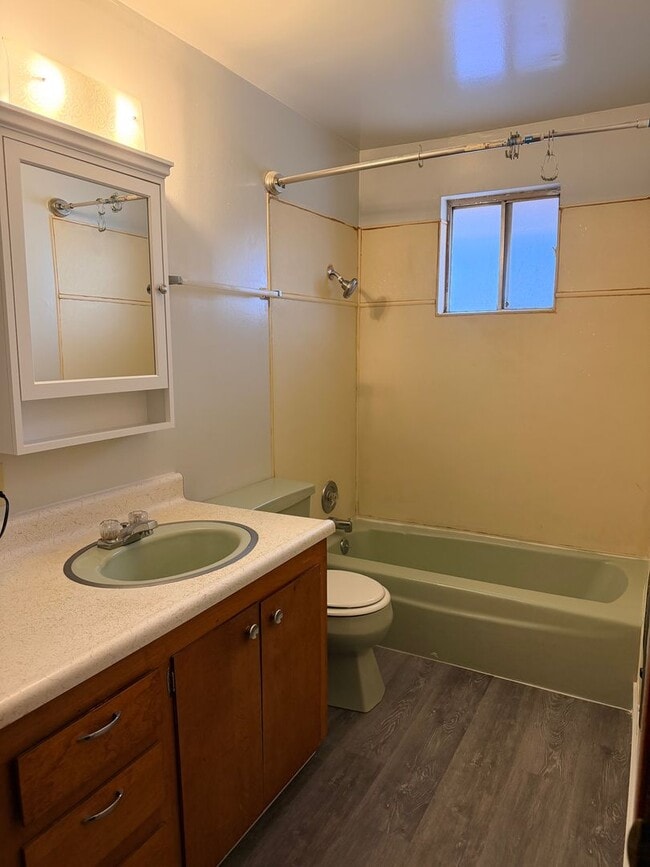 Building Photo - 4070 Shinners Pl