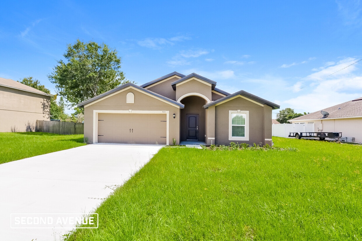 915 Clayton Dr, Deltona, FL 32725 House Rental in Deltona, FL