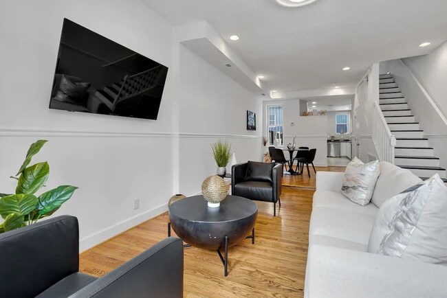 Foto del edificio - 1320 Florida Ave NE