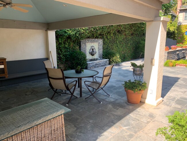 Gazebo dining area - 419 N McCadden Pl