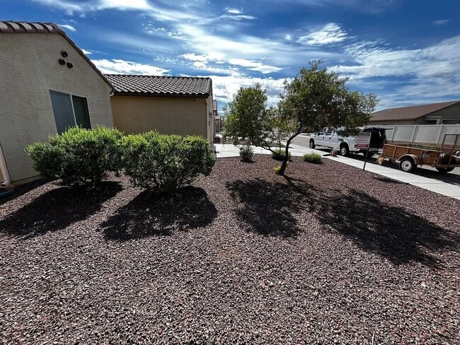 Building Photo - 34325 S Colony Dr